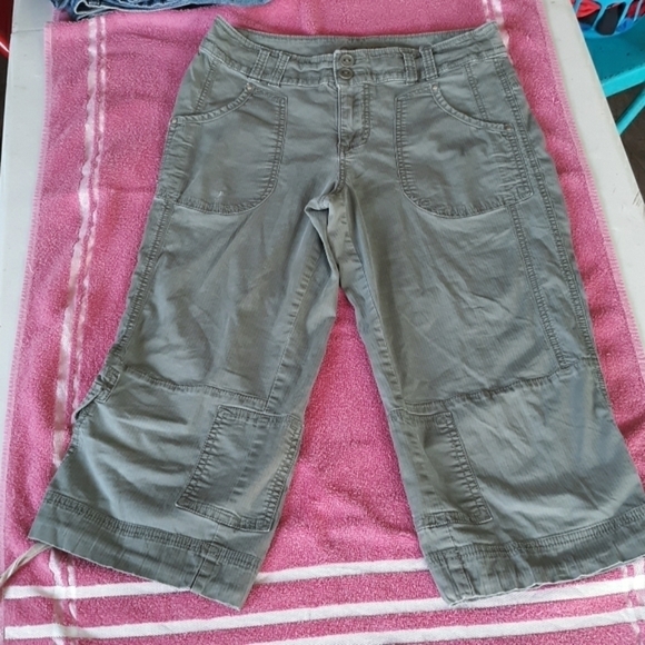 🔵COMFY capris size 10 - Picture 2 of 4
